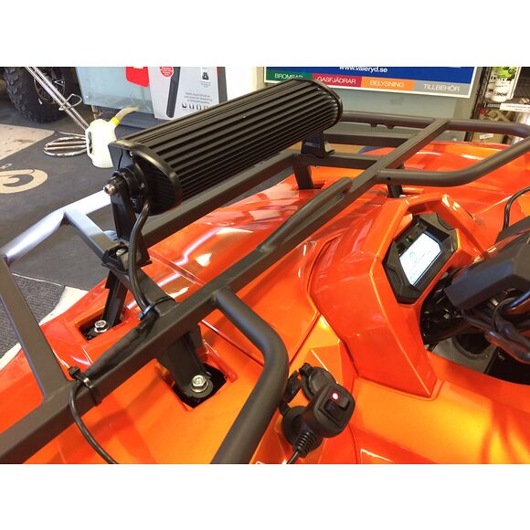 VALERYD LED Arbetsbelysning med Magnetfot och Cigg Kontakt 2800 Lumen 12/24V