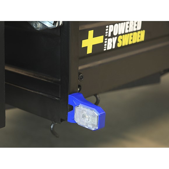 VALERYD LED Positionsljus Valeryd 100x63x46mm vit inkl. QS075 kontakt Blå hållare