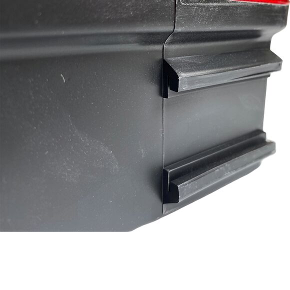 VALERYD Baklampa Aspöck Earpoint I Vänster L180xB255xH83 reflex. Bajonettanslutning