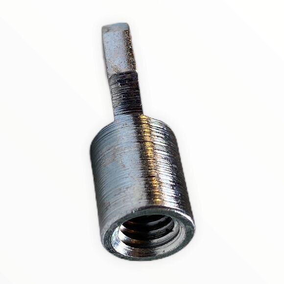 VALERYD Fästögla för gasfjäder L=18 M6, max 150N