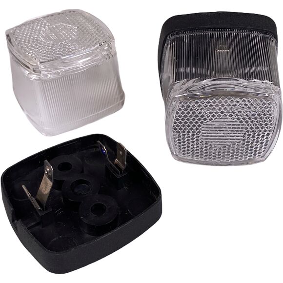 VALERYD Positionsljus Aspöck/Saw/Hella 62x62x40 med reflex (2-pack)