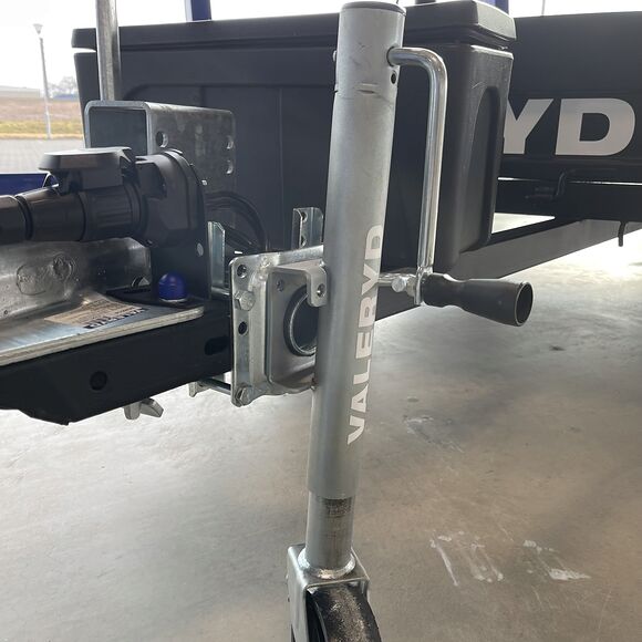 VALERYD Stödhjul med vev 454 Kg